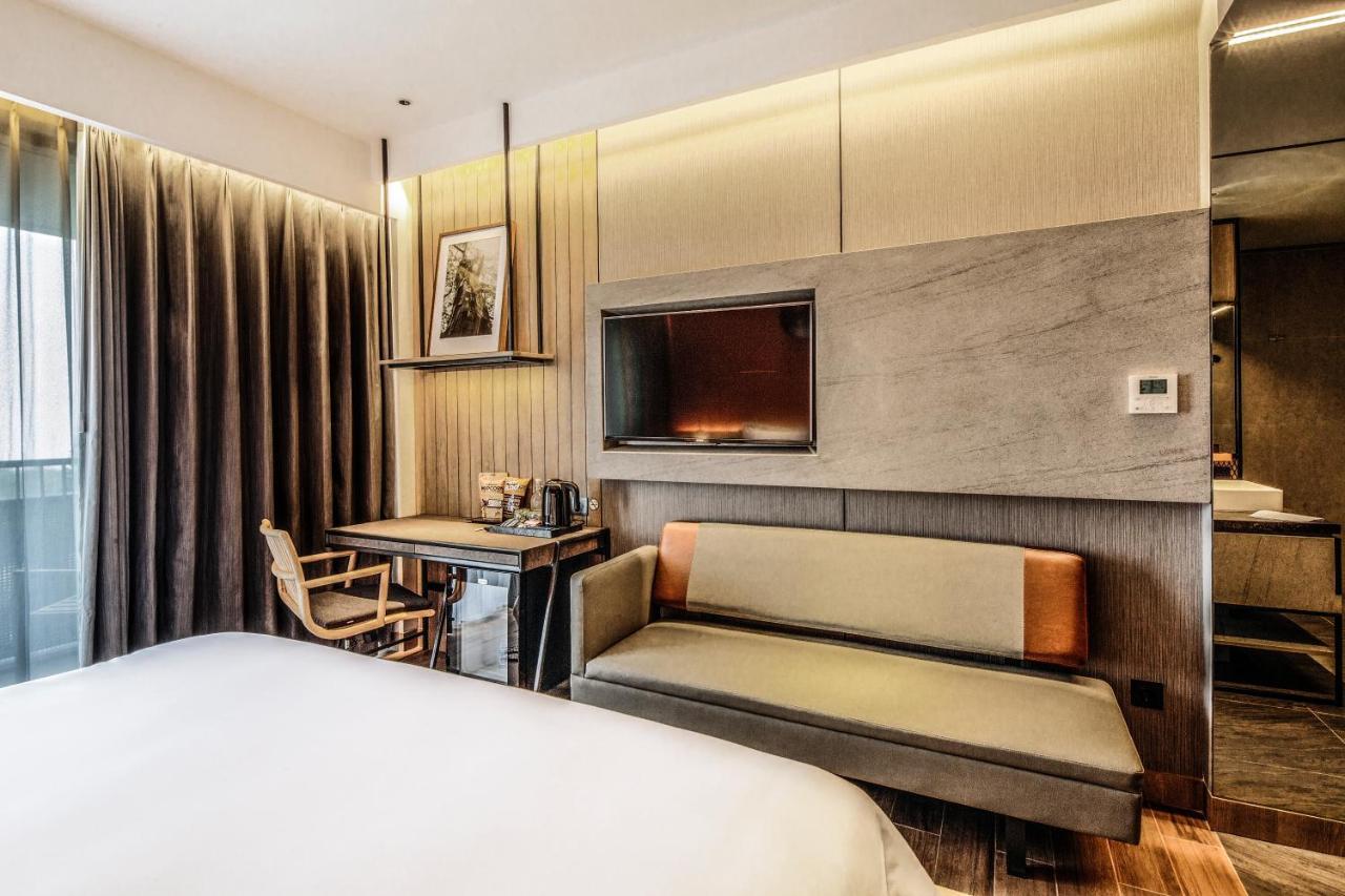 Hotel The Botanica Sanctuary Puncak Esterno foto Deluxe Room
