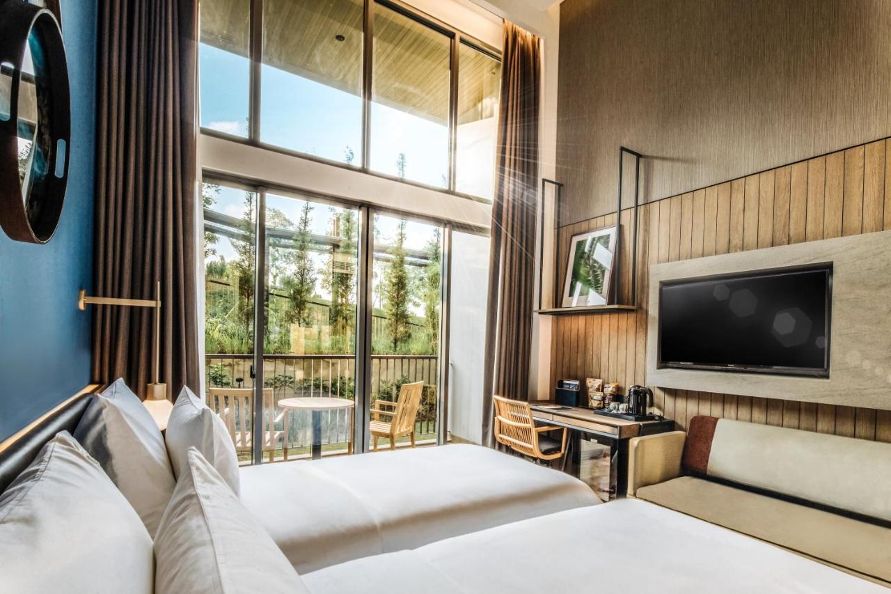 Hotel The Botanica Sanctuary Puncak Esterno foto Deluxe Room