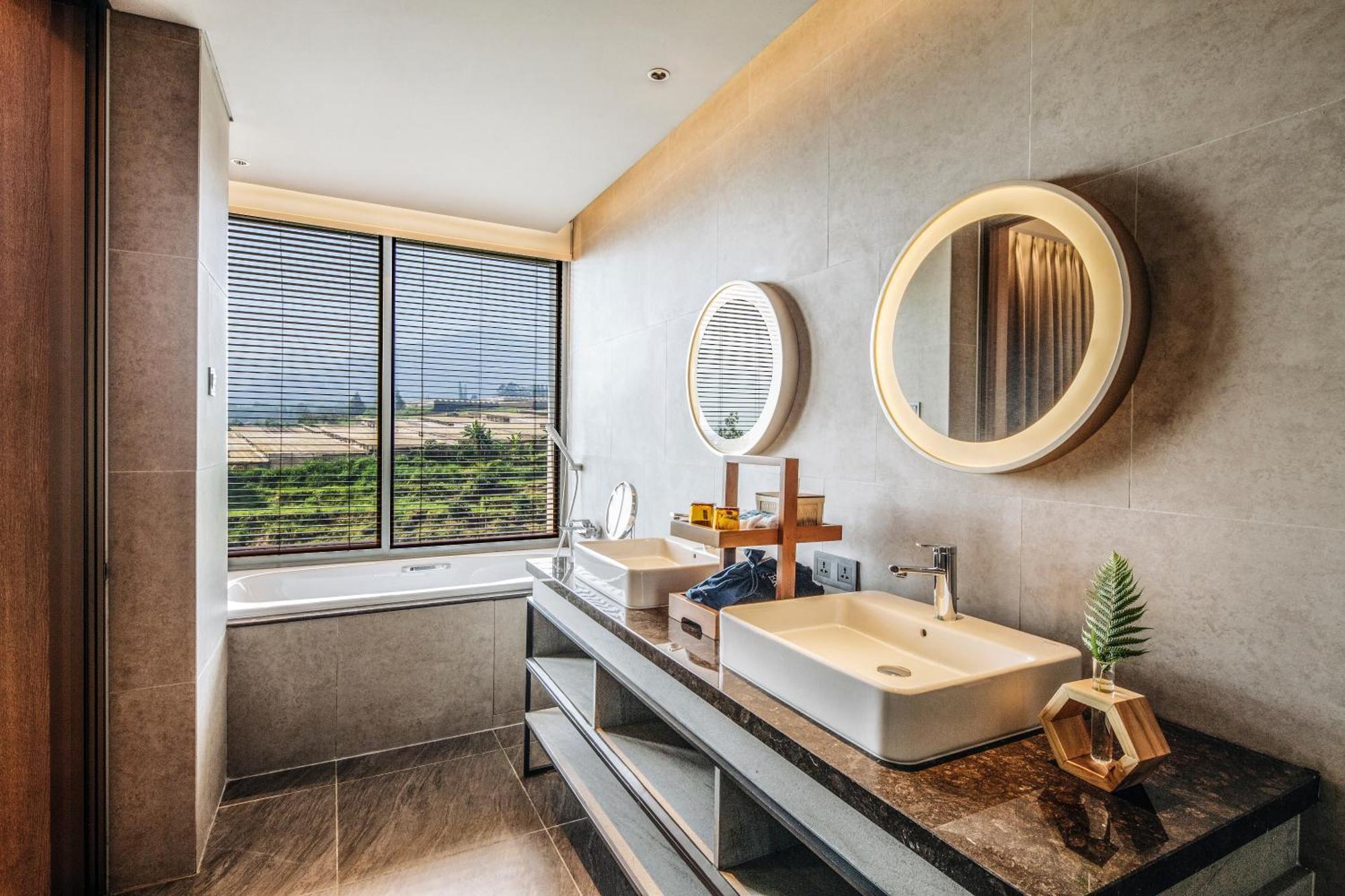 Hotel The Botanica Sanctuary Puncak Camera foto Bathroom